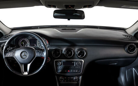 Mercedes-Benz A-Класс, 2013 год, 1 367 000 рублей, 12 фотография