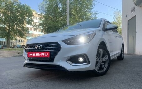 Hyundai Solaris II рестайлинг, 2017 год, 1 445 000 рублей, 1 фотография