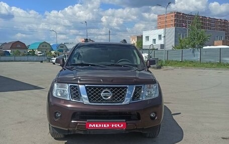 Nissan Pathfinder, 2011 год, 1 850 000 рублей, 1 фотография