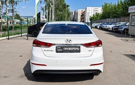 Hyundai Elantra VI рестайлинг, 2018 год, 1 976 000 рублей, 6 фотография