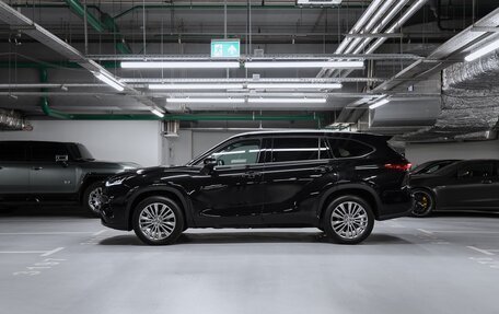 Toyota Highlander, 2023 год, 6 900 000 рублей, 6 фотография