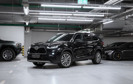 Toyota Highlander, 2023 год, 6 900 000 рублей, 11 фотография