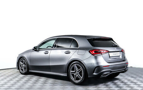 Mercedes-Benz A-Класс, 2018 год, 2 878 000 рублей, 16 фотография