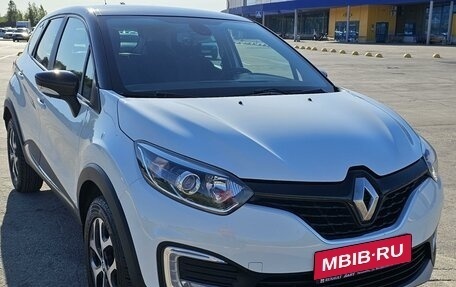 Renault Kaptur I рестайлинг, 2018 год, 1 850 000 рублей, 1 фотография