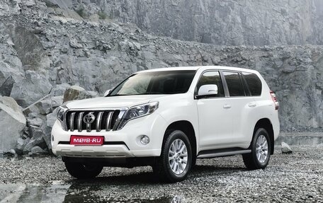 Toyota Land Cruiser Prado 150 рестайлинг 2, 2017 год, 5 100 000 рублей, 1 фотография