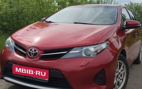 Toyota Auris II, 2013 год, 1 100 000 рублей, 1 фотография