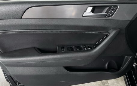 Hyundai Sonata VII, 2019 год, 2 099 000 рублей, 24 фотография