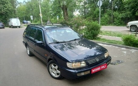 Volkswagen Passat B4, 1996 год, 250 000 рублей, 1 фотография