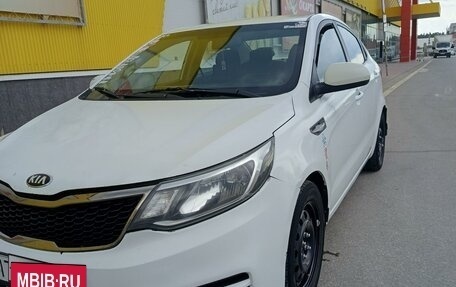 KIA Rio III рестайлинг, 2015 год, 650 000 рублей, 1 фотография