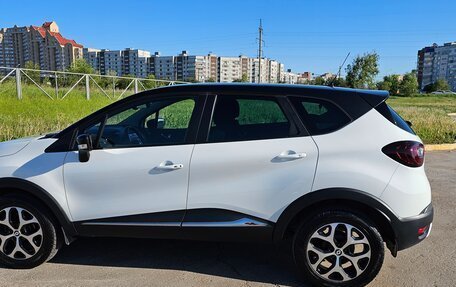 Renault Kaptur I рестайлинг, 2018 год, 1 850 000 рублей, 11 фотография