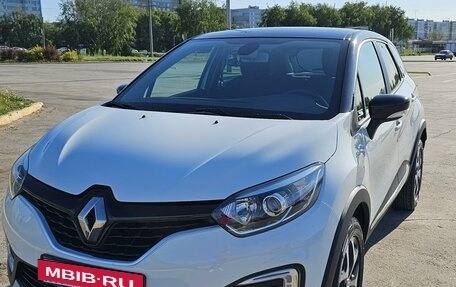 Renault Kaptur I рестайлинг, 2018 год, 1 850 000 рублей, 13 фотография