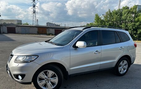 Hyundai Santa Fe III рестайлинг, 2011 год, 1 600 000 рублей, 2 фотография