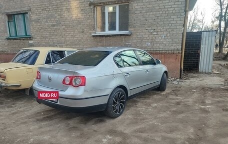 Volkswagen Passat B6, 2005 год, 750 000 рублей, 6 фотография