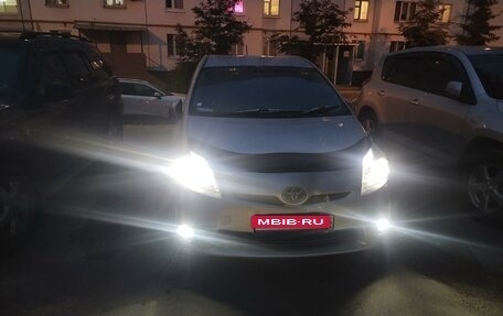 Toyota Prius, 2011 год, 1 250 000 рублей, 2 фотография