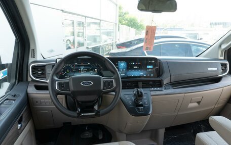 Ford Tourneo Custom I рестайлинг, 2023 год, 6 700 000 рублей, 6 фотография