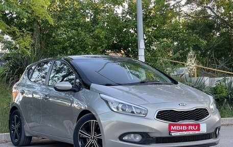 KIA cee'd III, 2012 год, 1 275 000 рублей, 2 фотография