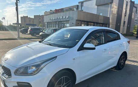 KIA Rio IV, 2017 год, 1 180 000 рублей, 2 фотография