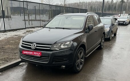 Volkswagen Touareg III, 2013 год, 2 580 000 рублей, 2 фотография