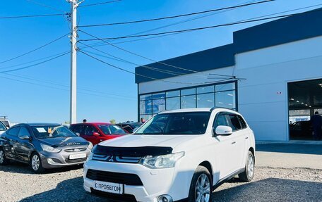 Mitsubishi Outlander III рестайлинг 3, 2012 год, 2 099 999 рублей, 2 фотография