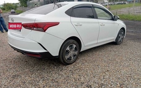 Hyundai Solaris II рестайлинг, 2021 год, 1 450 000 рублей, 4 фотография