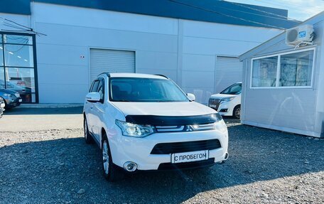 Mitsubishi Outlander III рестайлинг 3, 2012 год, 2 099 999 рублей, 4 фотография