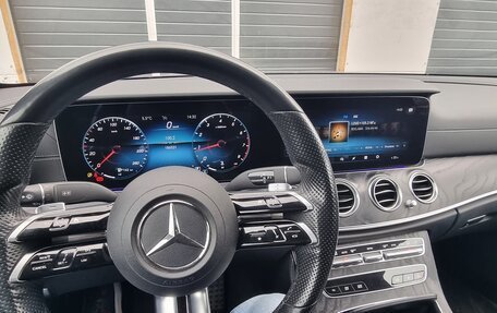 Mercedes-Benz E-Класс, 2021 год, 4 500 000 рублей, 6 фотография