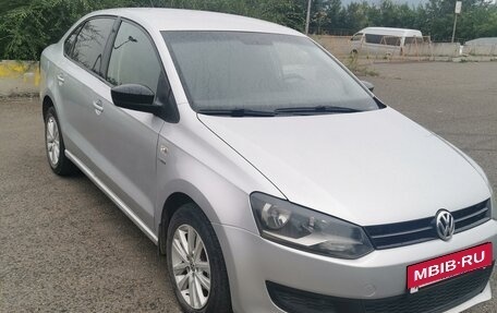 Volkswagen Polo VI (EU Market), 2013 год, 860 000 рублей, 2 фотография