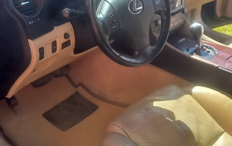 Lexus IS II рестайлинг 2, 2006 год, 800 000 рублей, 4 фотография