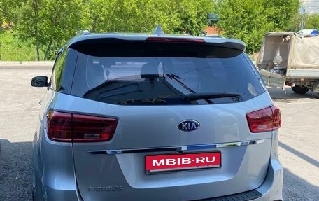 KIA Carnival III, 2019 год, 3 120 000 рублей, 3 фотография