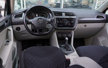 Volkswagen Tiguan II, 2017 год, 2 575 000 рублей, 6 фотография