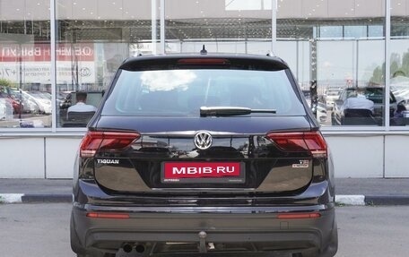 Volkswagen Tiguan II, 2017 год, 2 575 000 рублей, 4 фотография
