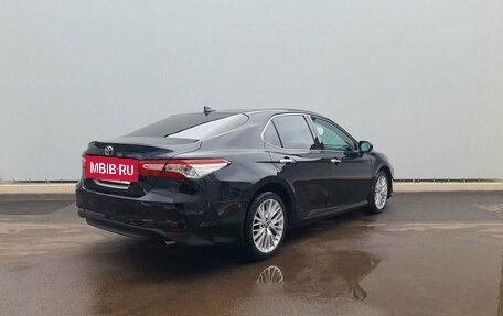 Toyota Camry, 2019 год, 2 550 000 рублей, 5 фотография