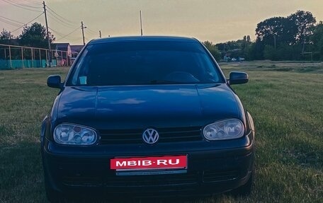 Volkswagen Golf IV, 1998 год, 439 000 рублей, 2 фотография