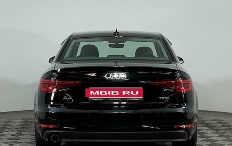Audi A4, 2018 год, 2 497 000 рублей, 6 фотография
