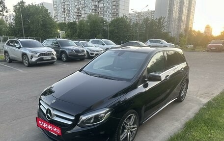 Mercedes-Benz B-Класс, 2017 год, 1 860 000 рублей, 4 фотография