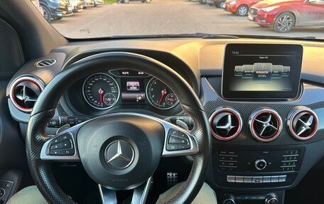 Mercedes-Benz B-Класс, 2017 год, 1 860 000 рублей, 20 фотография