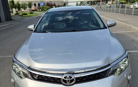 Toyota Camry, 2017 год, 2 650 000 рублей, 3 фотография