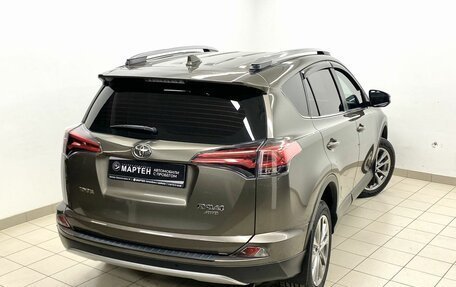 Toyota RAV4, 2018 год, 2 720 000 рублей, 9 фотография