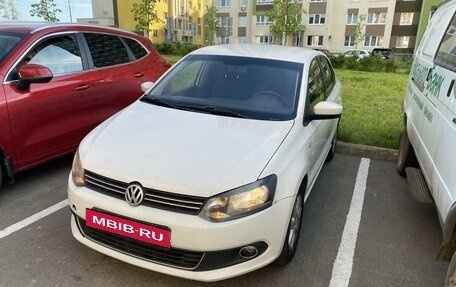 Volkswagen Polo VI (EU Market), 2012 год, 650 000 рублей, 2 фотография