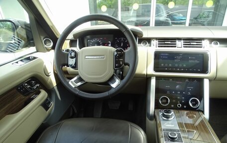 Land Rover Range Rover IV рестайлинг, 2019 год, 7 900 000 рублей, 10 фотография