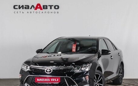 Toyota Camry, 2017 год, 2 900 000 рублей, 3 фотография