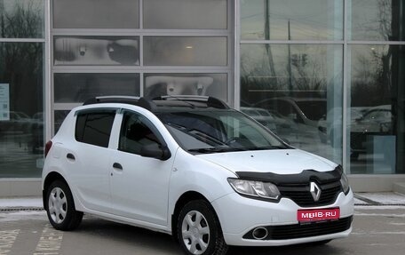 Renault Sandero II рестайлинг, 2014 год, 645 000 рублей, 1 фотография