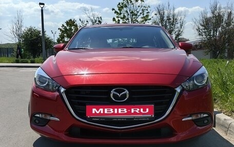 Mazda 3, 2018 год, 2 150 000 рублей, 2 фотография