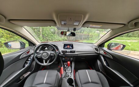 Mazda 3, 2018 год, 2 150 000 рублей, 29 фотография