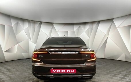 Volvo S90 II рестайлинг, 2021 год, 3 915 000 рублей, 8 фотография