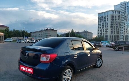 Renault Logan II, 2015 год, 895 000 рублей, 4 фотография