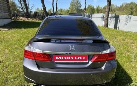 Honda Accord IX рестайлинг, 2013 год, 1 550 000 рублей, 4 фотография