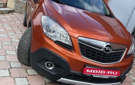 Opel Mokka I, 2014 год, 1 350 000 рублей, 2 фотография