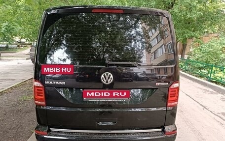 Volkswagen Multivan T6 рестайлинг, 2019 год, 5 300 000 рублей, 7 фотография