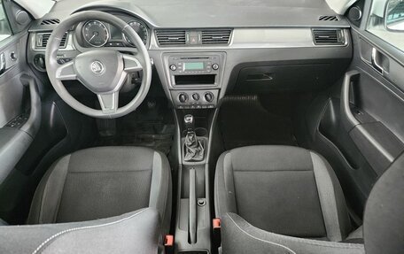 Skoda Rapid I, 2015 год, 1 029 000 рублей, 12 фотография